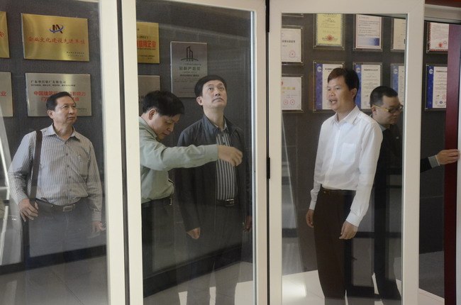 mg冰球突破·豪华版(试玩)官方网站