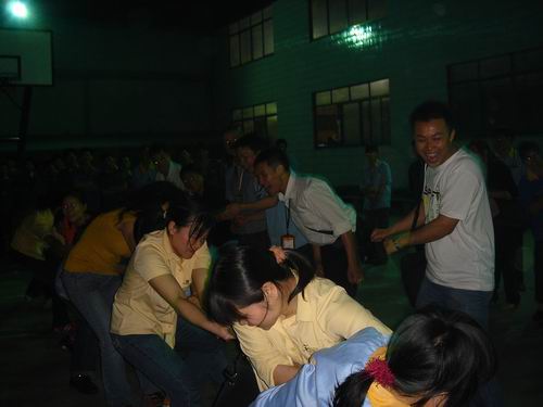 �ڤ��q��´���u�ުe�B�x�y���ɼy�����@��