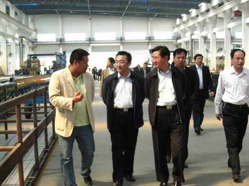 江苏省副省长及徐州市政府向导划分到我司旅行视察事情