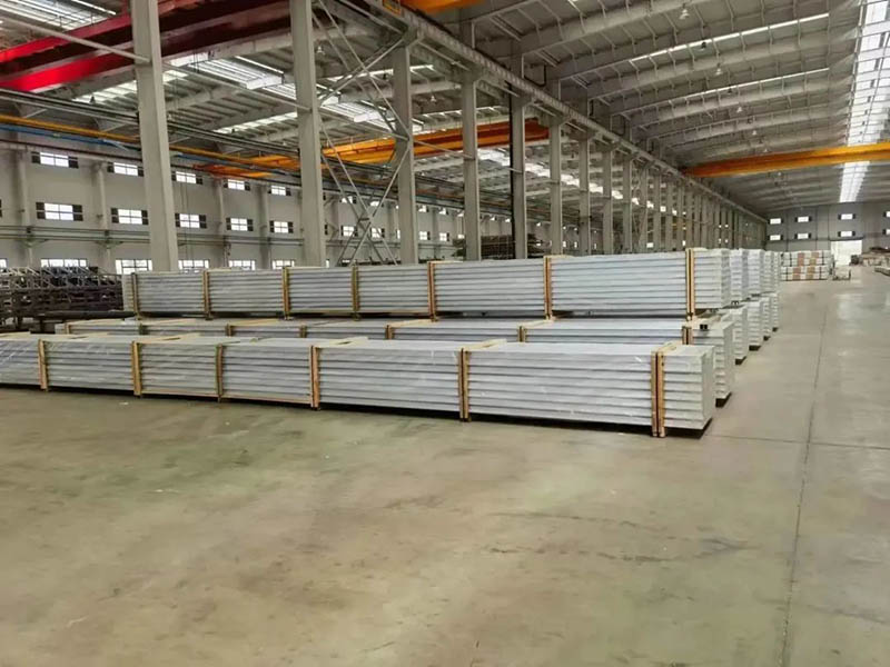 南方日报报道:mg冰球突破集团算好工伤预防账,严把企业清静关