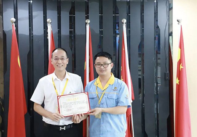 “最美自愿者”风范