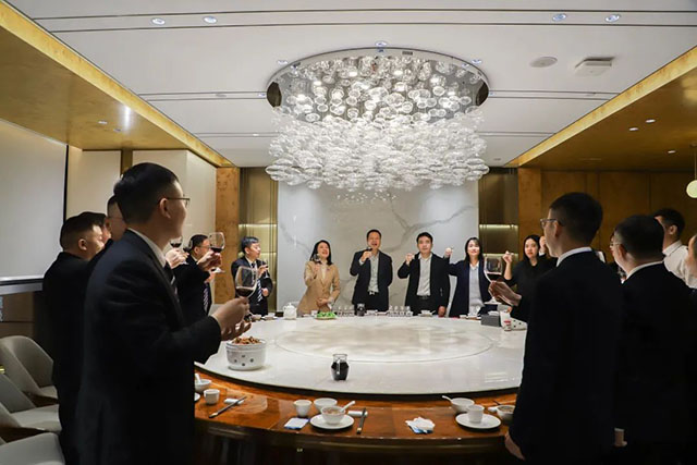 年会回首 | “三十而立，，，，，，，踔厉前行”2022年度mg冰球突破集团治理职员联欢晚会圆满举行!