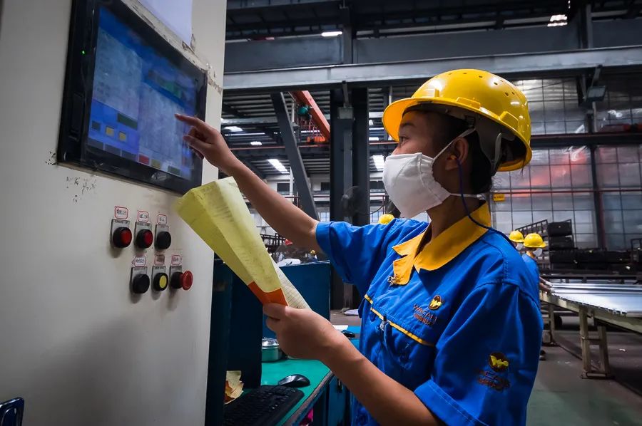 佛山市市场监视治理局联合佛山日报社专访:第七届广东省政府质量奖获奖企业广东mg冰球突破集团