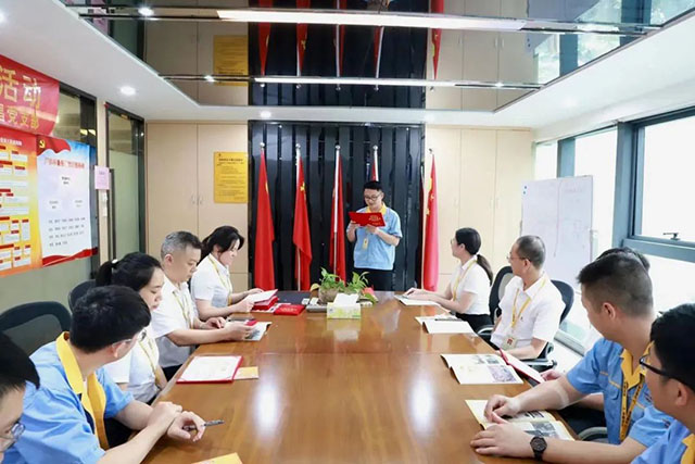 自愿偕行,微光成炬|mg冰球突破集团疫情防控自愿者再获表扬!