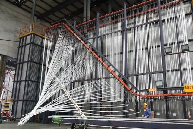 质造标杆：mg冰球突破