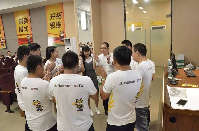 mg冰球突破·豪华版(试玩)官方网站