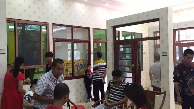 mg冰球突破·豪华版(试玩)官方网站