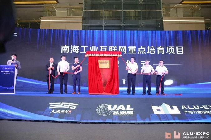 mg冰球突破·豪华版(试玩)官方网站