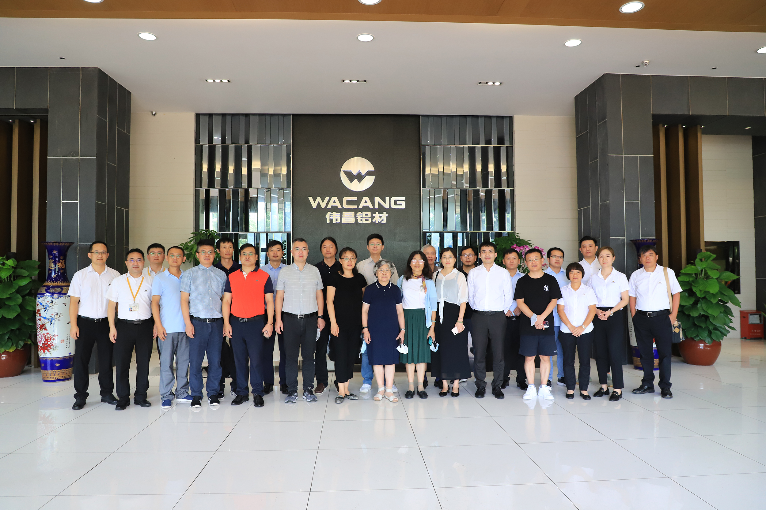 伟昌铝材携手上海市修建学会，，，，，，探索国际设计接轨之铝，，，，，，共筑都会新标杆